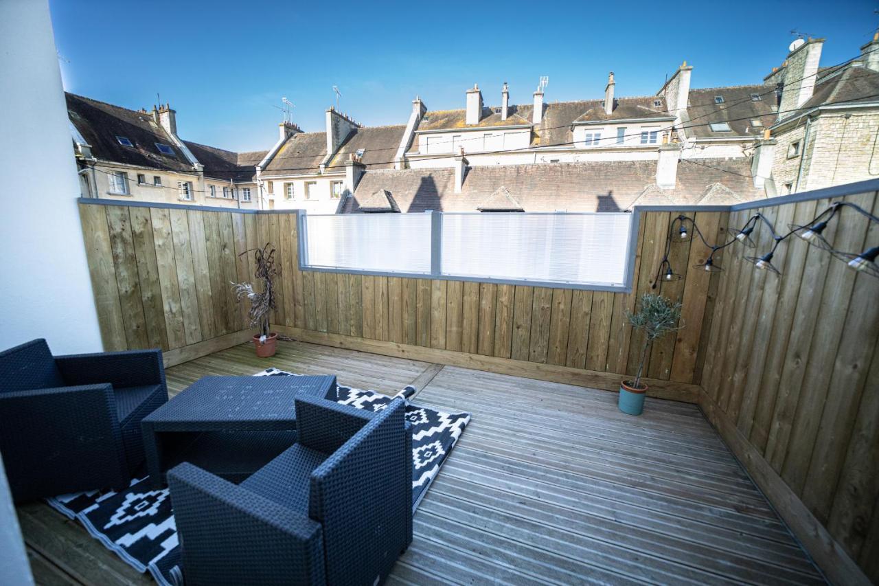 Cabane D'Arlette, Grande Terrasse En Centre-Ville Falaise  Luaran gambar